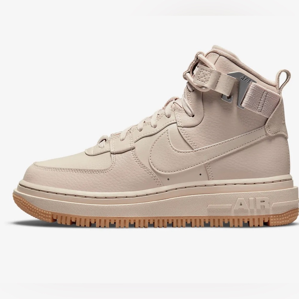 NIKE AIR FORCE 1 HIGH UTILITY 2.0